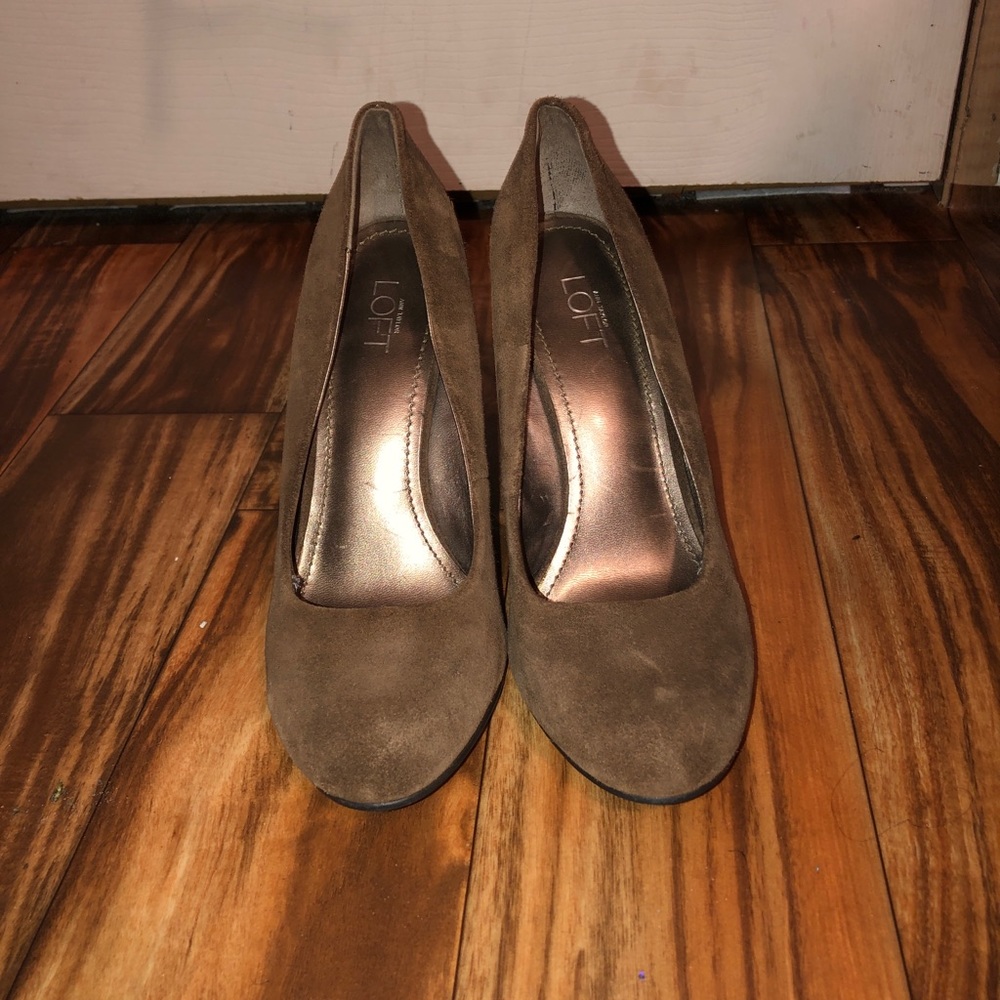 Brown suede wedges LOFT